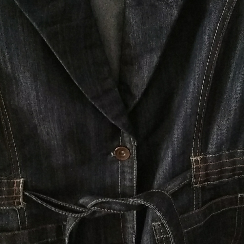 Shirtjacket - Picture 2 of 3